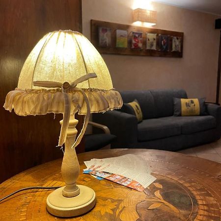Nel Vecchio Borgo Apartment Verres Luaran gambar