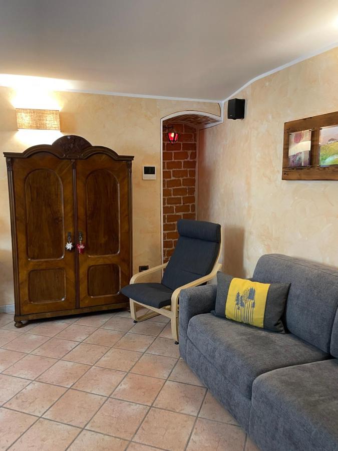 Nel Vecchio Borgo Apartment Verres Luaran gambar