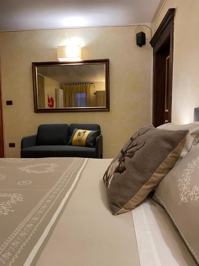 Nel Vecchio Borgo Apartment Verres Luaran gambar